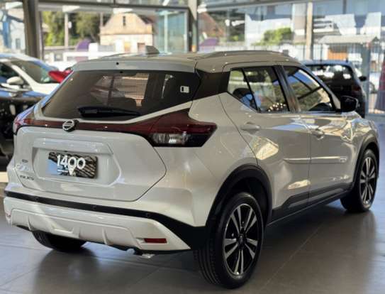 NISSAN-KICKS-2024