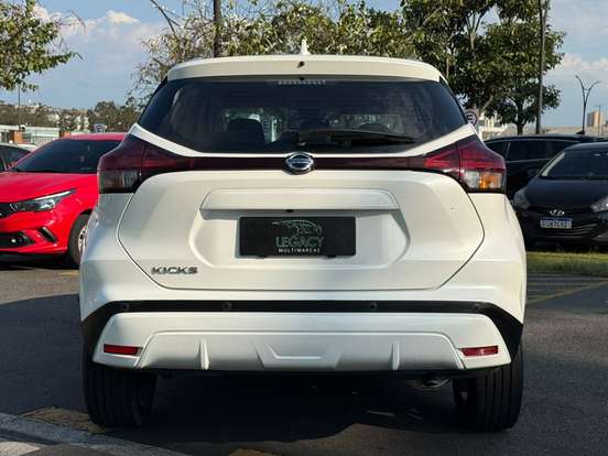 NISSAN-KICKS-2021