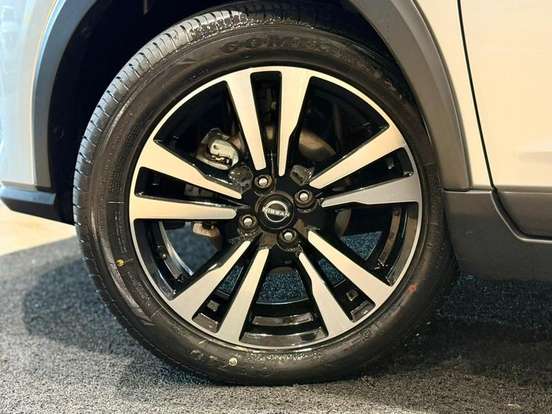 NISSAN-KICKS-2023