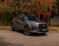 NISSAN KICKS 1.6 16V FLEXSTART EXCLUSIVE XTRONIC NISSAN KICKS 1.6 16V FLEXSTART EXCLUSIVE XTRONIC