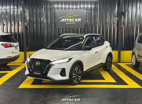 NISSAN-KICKS-2022