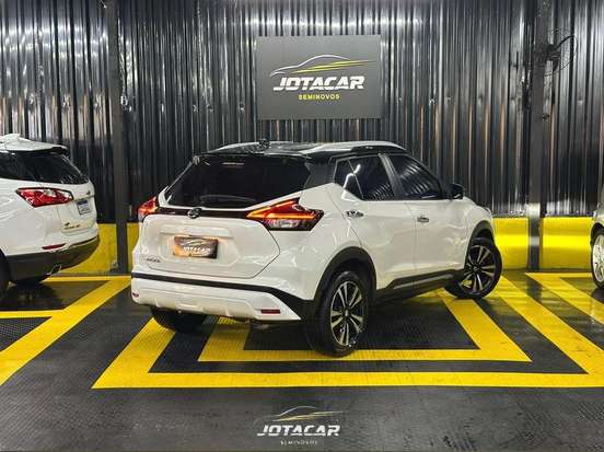 NISSAN-KICKS-2022