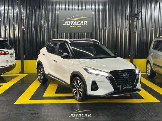 NISSAN-KICKS-2022