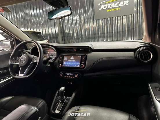 NISSAN-KICKS-2022