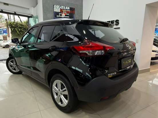 NISSAN-KICKS-2020