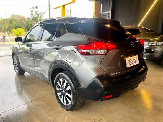 NISSAN-KICKS-2018