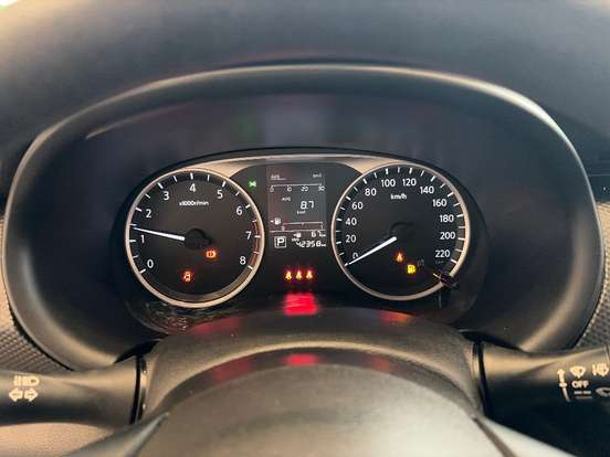 NISSAN-KICKS-2023