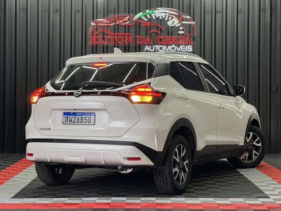 NISSAN-KICKS-2022