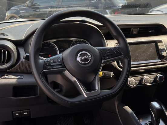 NISSAN-KICKS-2024