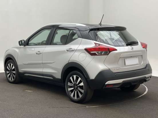 NISSAN-KICKS-2020