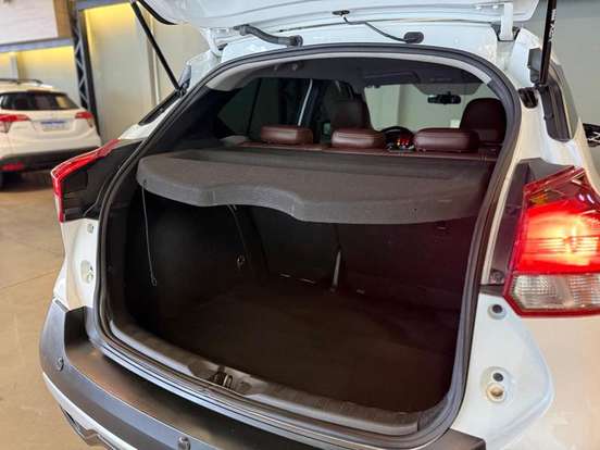 NISSAN-KICKS-2016