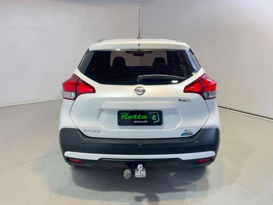 NISSAN-KICKS-2018
