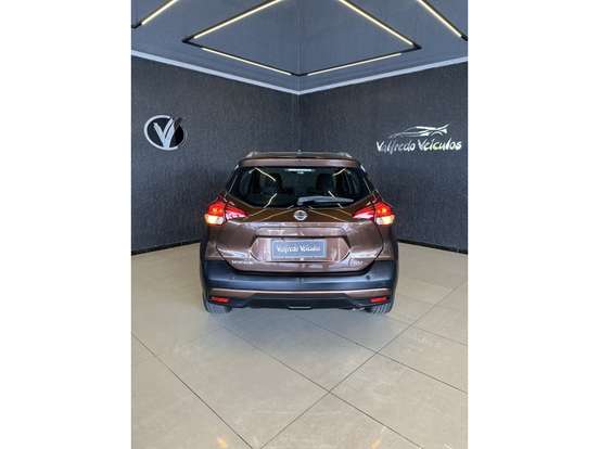 NISSAN-KICKS-2018
