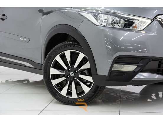 NISSAN-KICKS-2020