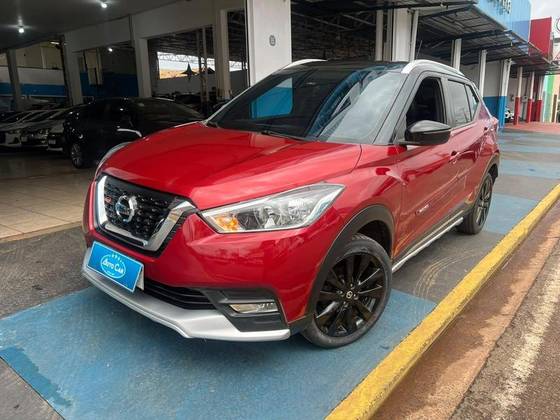 NISSAN KICKS 1.6 16V FLEXSTART UEFA CHAMPIONS LEAGUE 4P XTRONIC