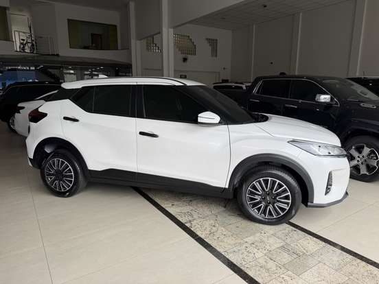 NISSAN-KICKS PLAY-1.6 16V FLEXSTART ACTIVE PLUS XTRONIC NISSAN-KICKS PLAY-2025