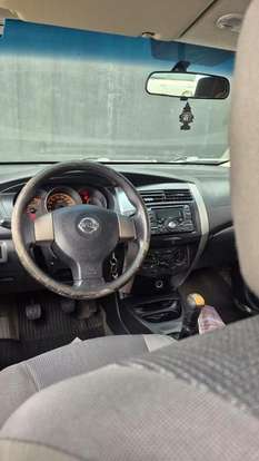NISSAN-LIVINA-1.6 16V FLEX 4P MANUAL NISSAN-LIVINA-2011