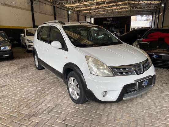 NISSAN-LIVINA-1.8 S 16V FLEX 4P AUTOMÁTICO NISSAN-LIVINA-2013