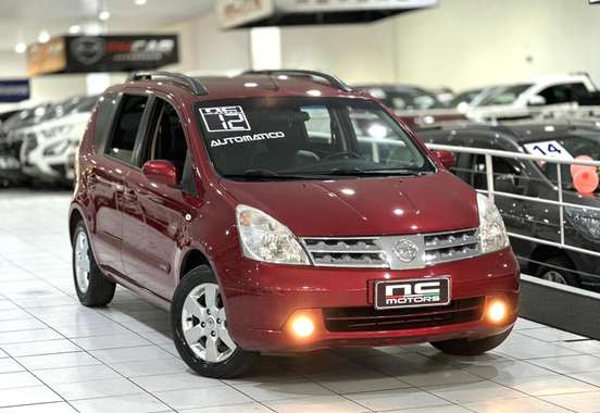NISSAN-LIVINA-2011