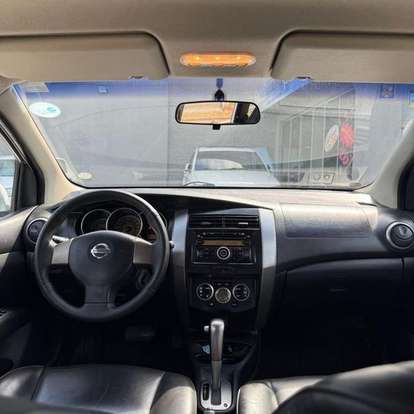 NISSAN-LIVINA-1.8 SL 16V FLEX 4P AUTOMÁTICO NISSAN-LIVINA-2011