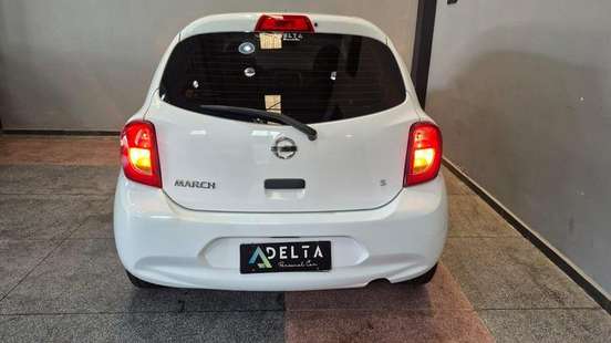 NISSAN-MARCH-2017