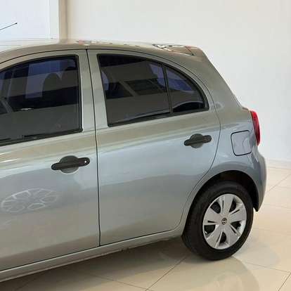 NISSAN-MARCH-2015