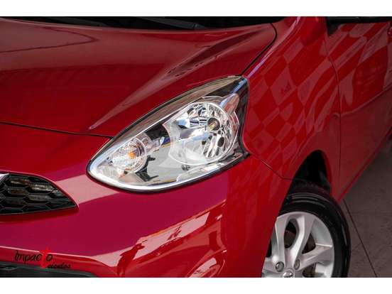 NISSAN-MARCH-2015