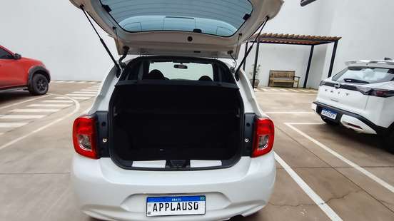 NISSAN-MARCH-1.6 SV 16V FLEXSTART 4P MANUAL NISSAN-MARCH-2019