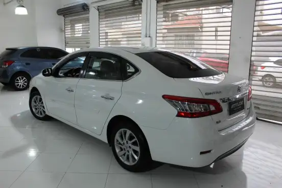 NISSAN-SENTRA-2014
