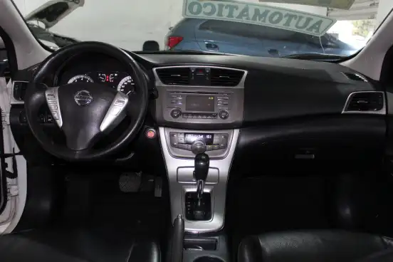 NISSAN-SENTRA-2014