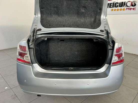 NISSAN-SENTRA-2012