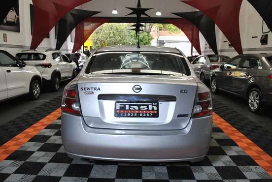 NISSAN-SENTRA-2011