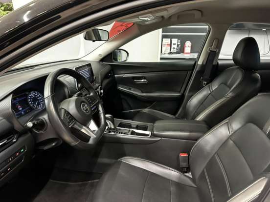 NISSAN-SENTRA-2023