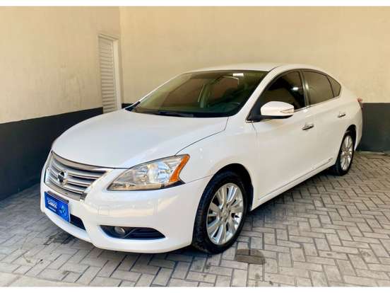 NISSAN-SENTRA-2014