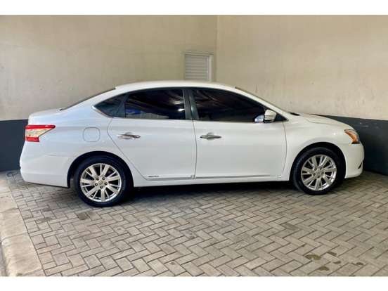 NISSAN-SENTRA-2.0 SL 16V FLEX 4P AUTOMÁTICO NISSAN-SENTRA-2014