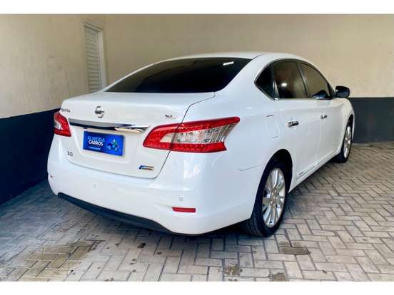 NISSAN-SENTRA-2014