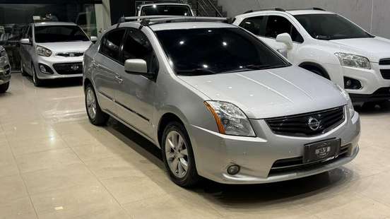 NISSAN-SENTRA-2010