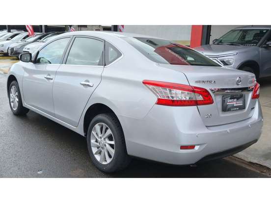 NISSAN-SENTRA-2.0 SV 16V FLEX 4P AUTOMÁTICO NISSAN-SENTRA-2013