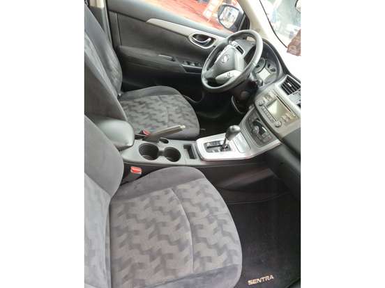 NISSAN-SENTRA-2.0 SV 16V FLEX 4P AUTOMÁTICO NISSAN-SENTRA-2013