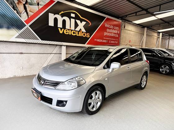 NISSAN TIIDA 1.8 SL 16V FLEX 4P MANUAL
