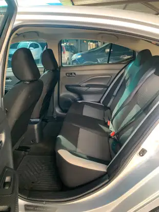NISSAN-VERSA-2023