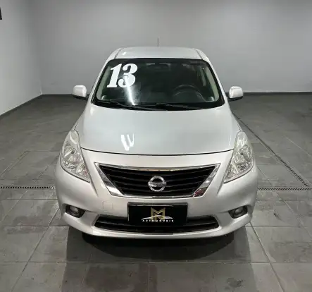 NISSAN-VERSA-2012