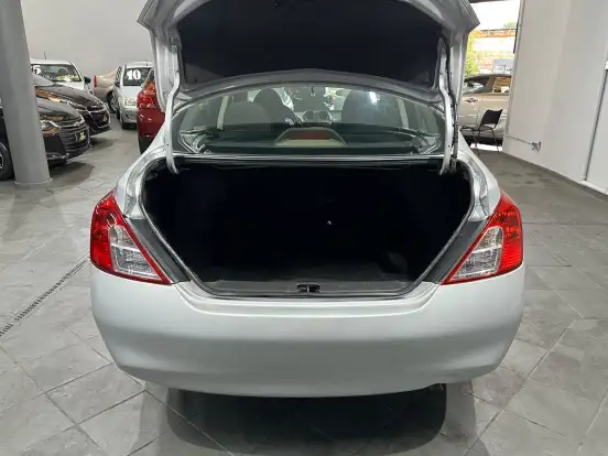 NISSAN-VERSA-1.6 16V FLEX SL 4P MANUAL NISSAN-VERSA-2012