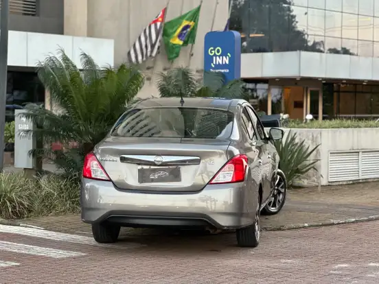 NISSAN-VERSA-1.6 16V FLEXSTART UNIQUE 4P MANUAL NISSAN-VERSA-2015