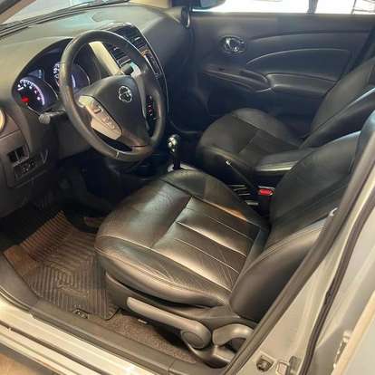 NISSAN-VERSA-2017