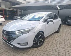 NISSAN VERSA 1.6 16V FLEX EXCLUSIVE XTRONIC NISSAN VERSA 1.6 16V FLEX EXCLUSIVE XTRONIC