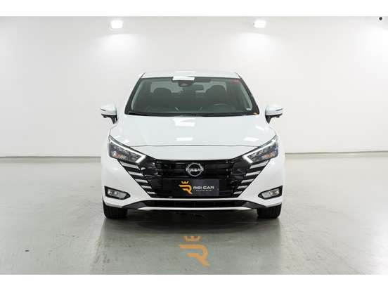 NISSAN-VERSA-2024