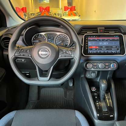 NISSAN-VERSA-2023