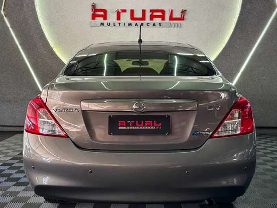 NISSAN-VERSA-2013