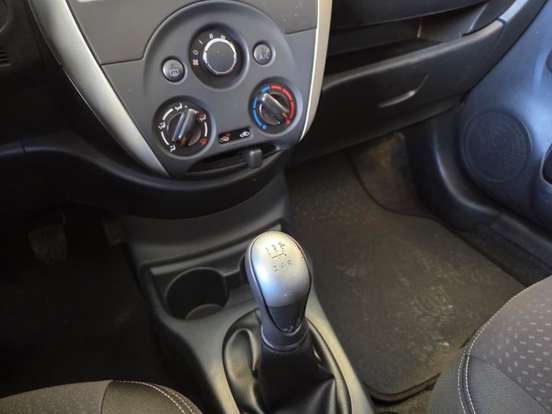 NISSAN-VERSA-1.6 16V FLEX SV 4P MANUAL NISSAN-VERSA-2017